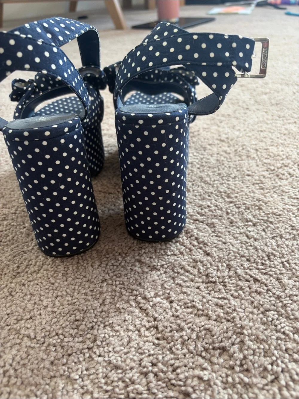 Adorable Jeffrey Campbell, navy polkadot platform size 7